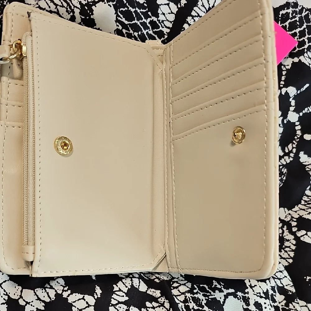 Betsey Johnson Cream Wallet with Heart Charm - Picture 4 of 4